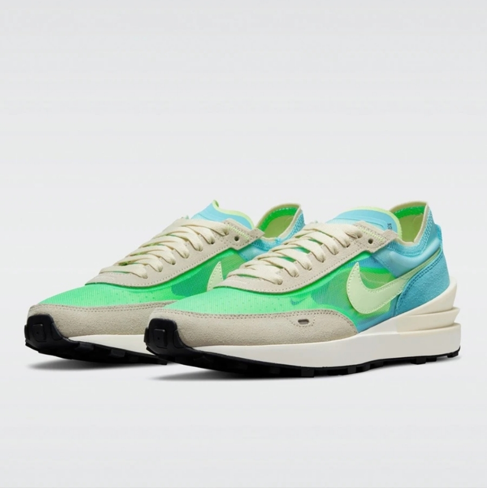 Nike Waffle One